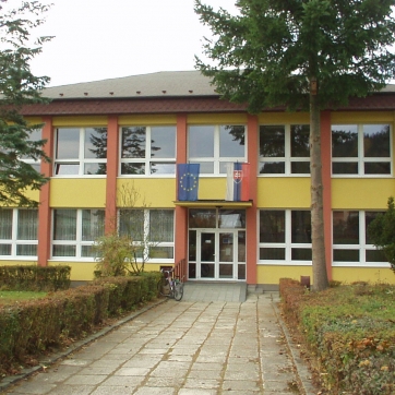 Základná škola s Materskou Školou POVINA